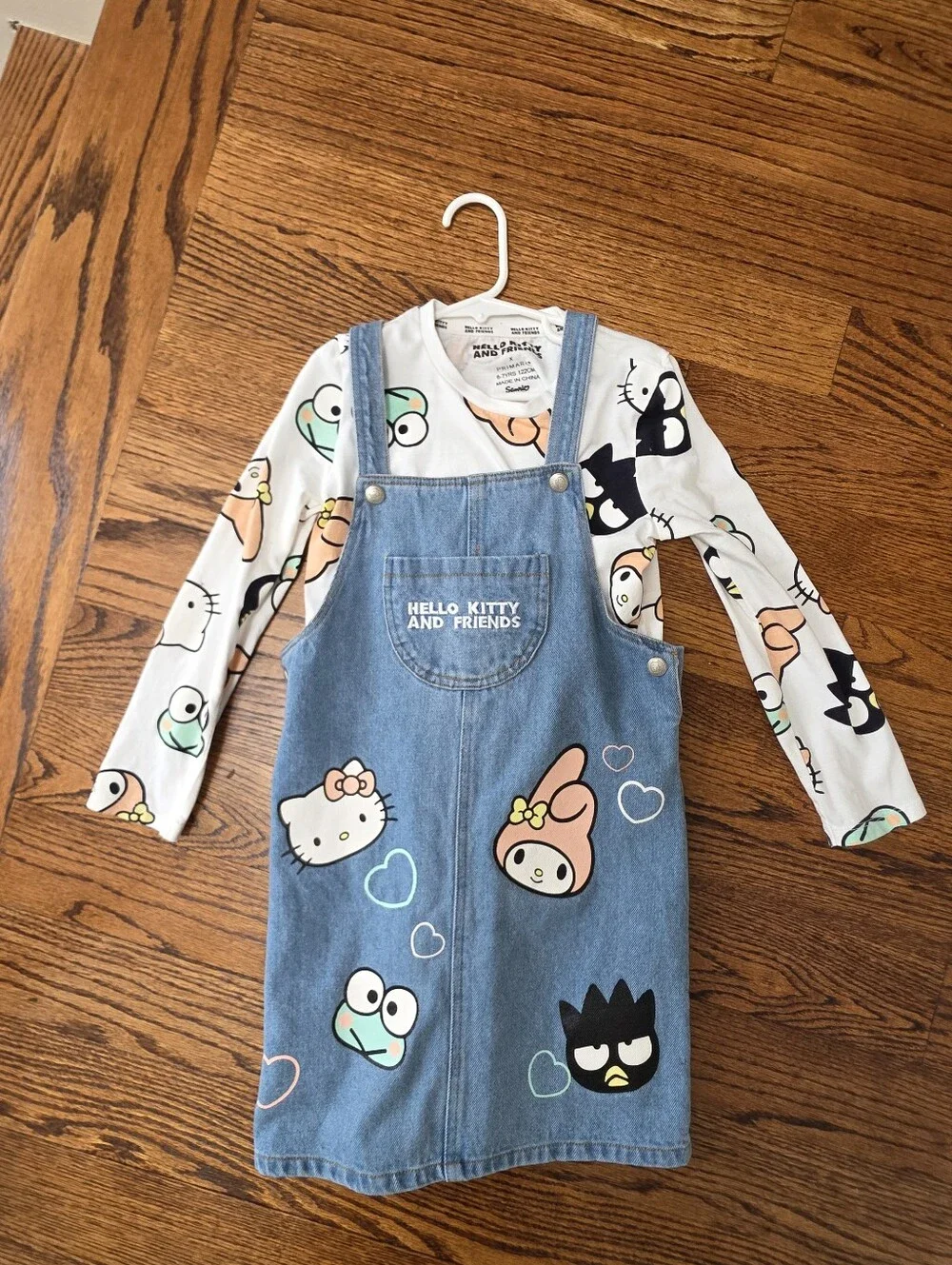 Hello Kitty 2 piece overall dress set size 6-7yr like new